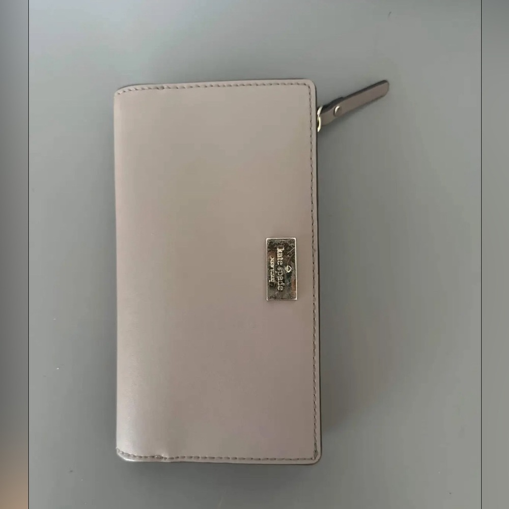 Kate spade wallet